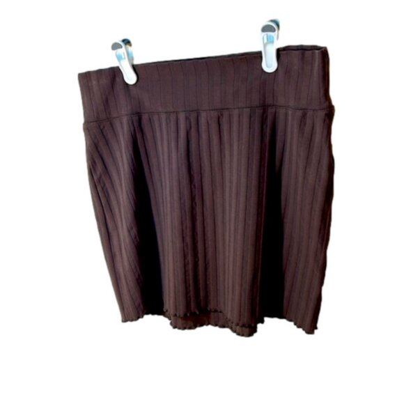 L Aerie Offline brown ribbed mini skirt - Picture 2 of 6